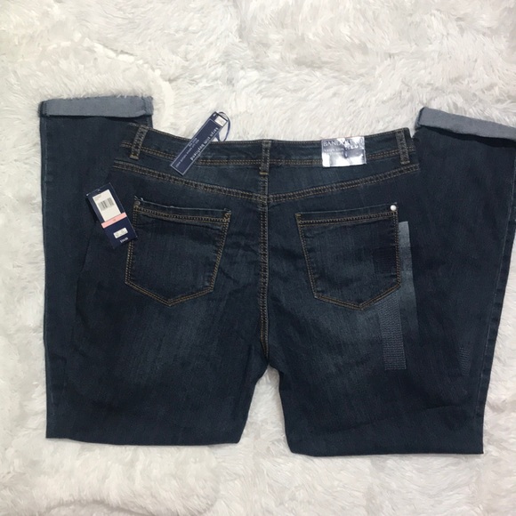 Blue Jeans - Picture 3 of 6